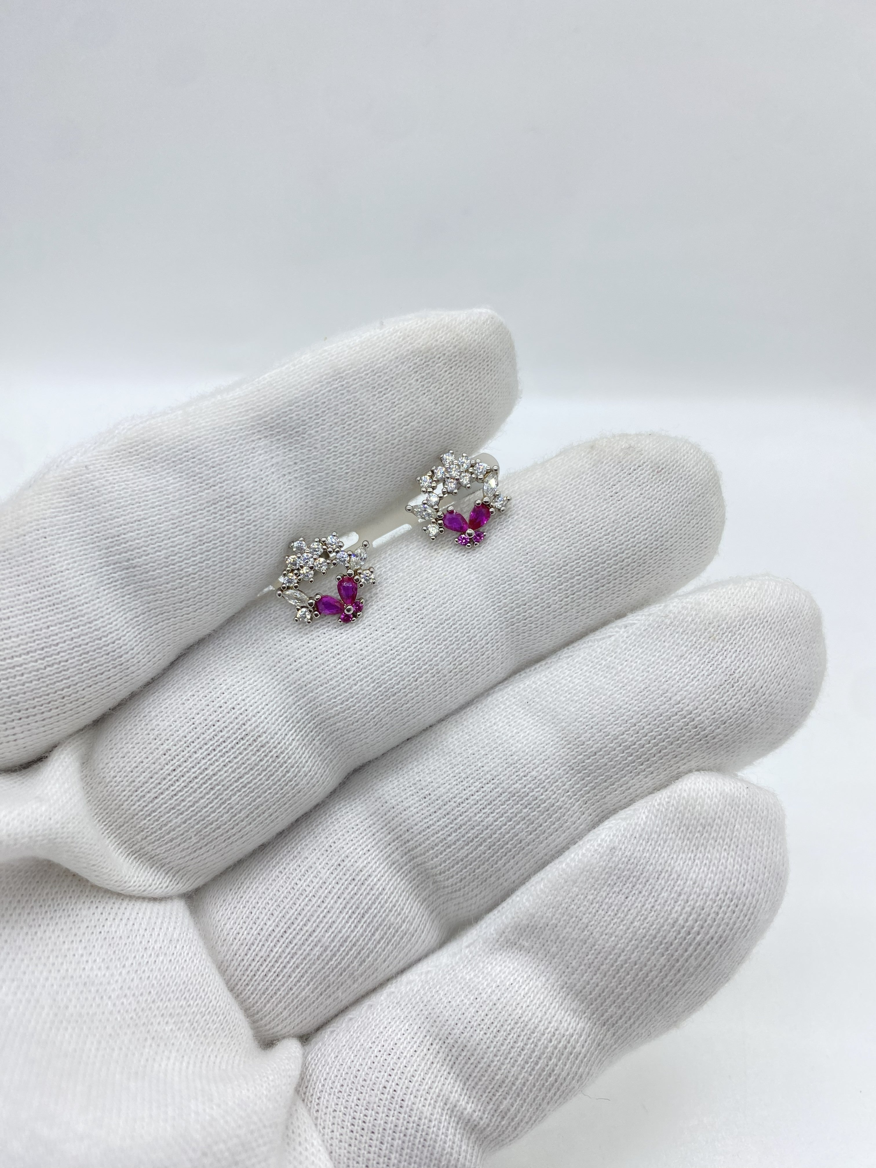 Pink and white floral earring