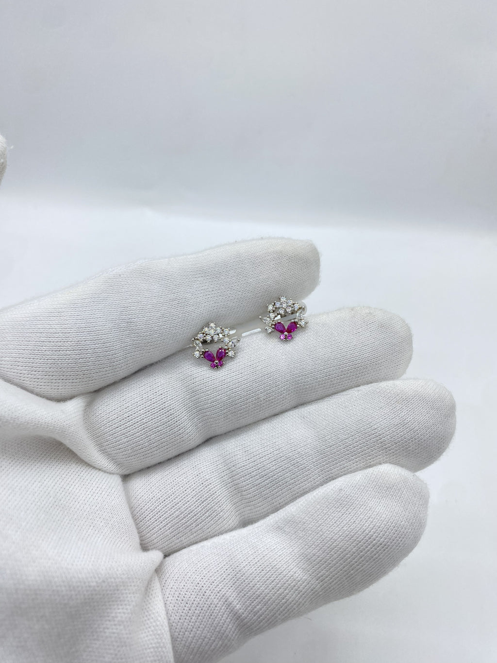 Pink and white floral earring