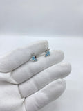Earrings with blue flowers