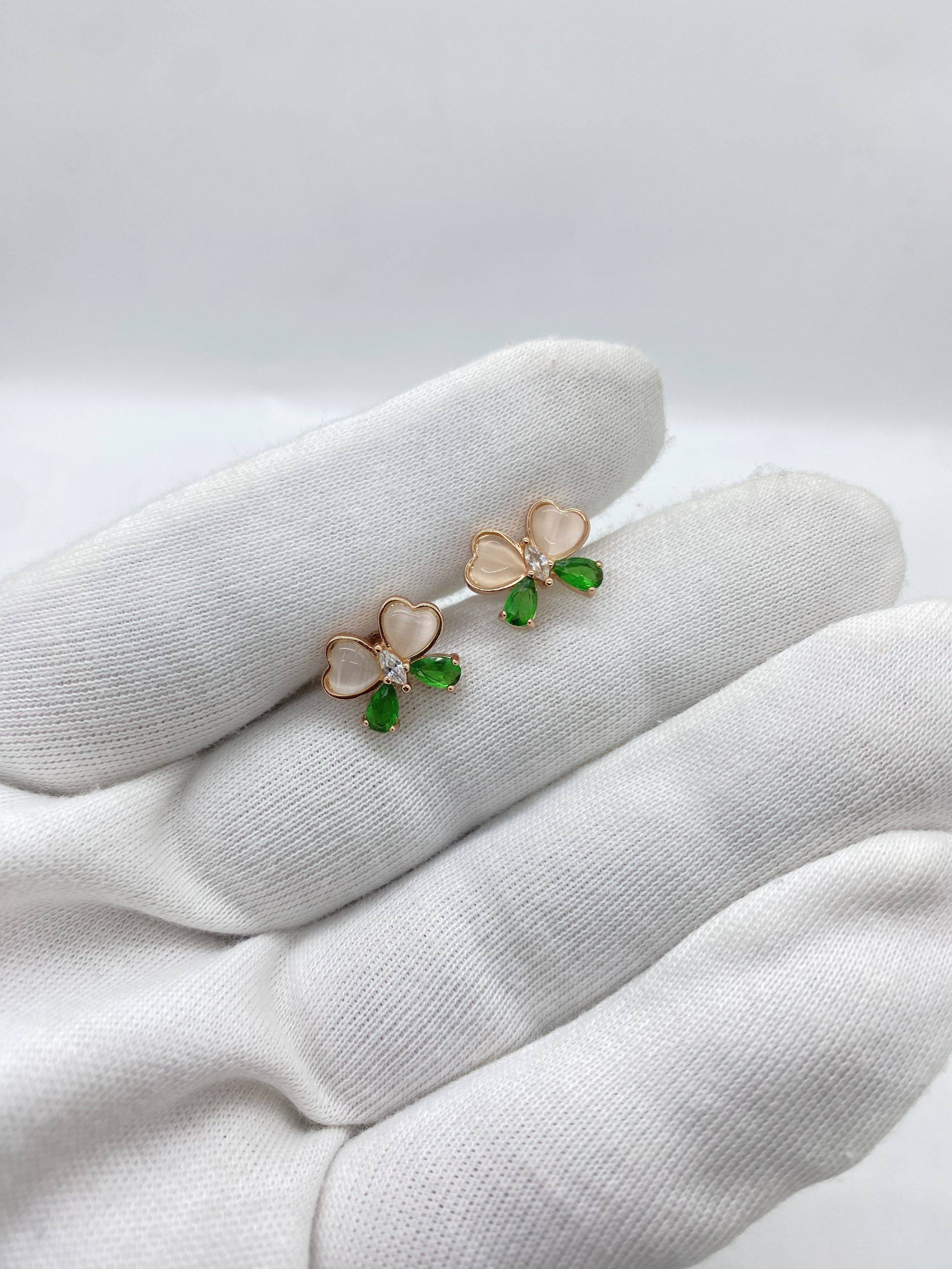 simple Rose silver  greenstone earring