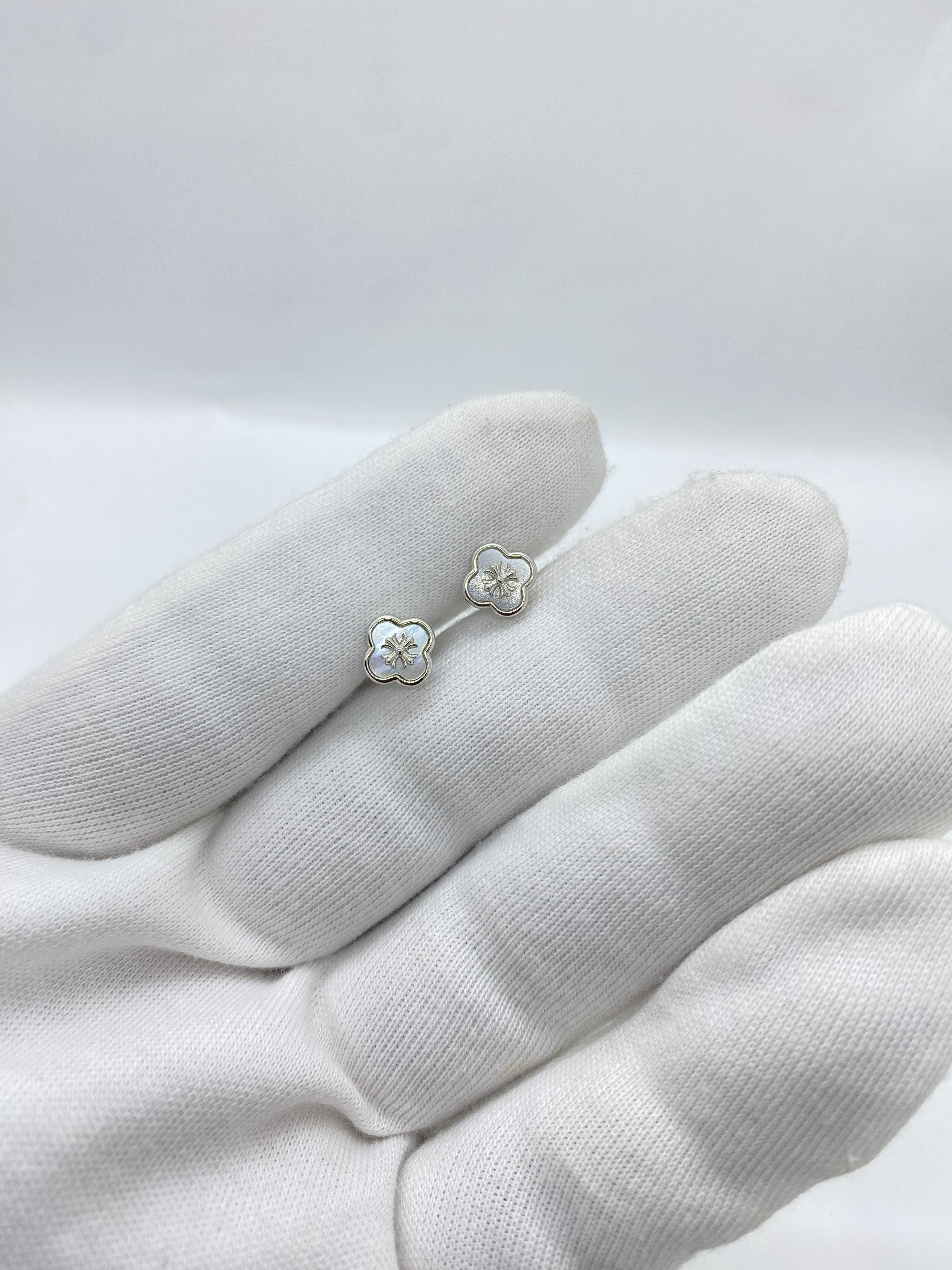 versatile stylish earring