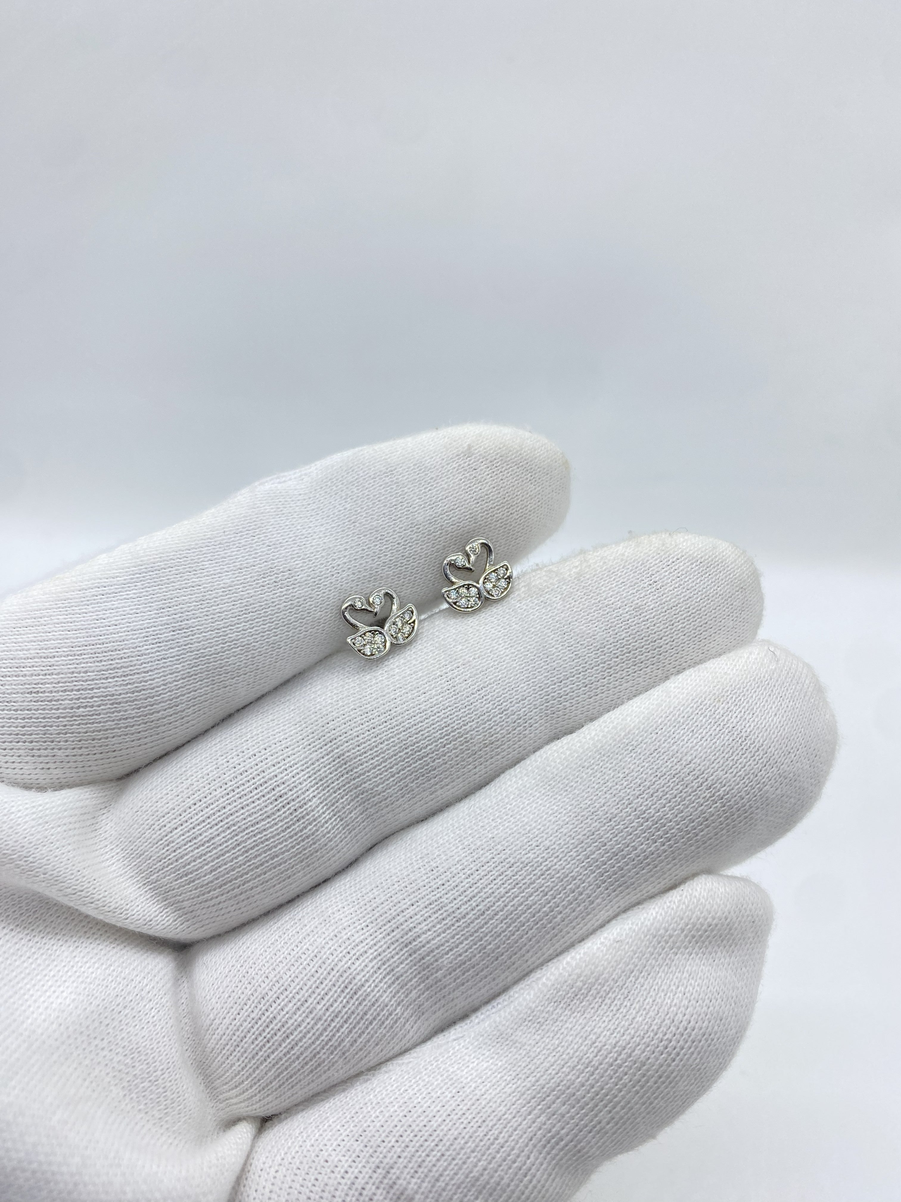 swan studs