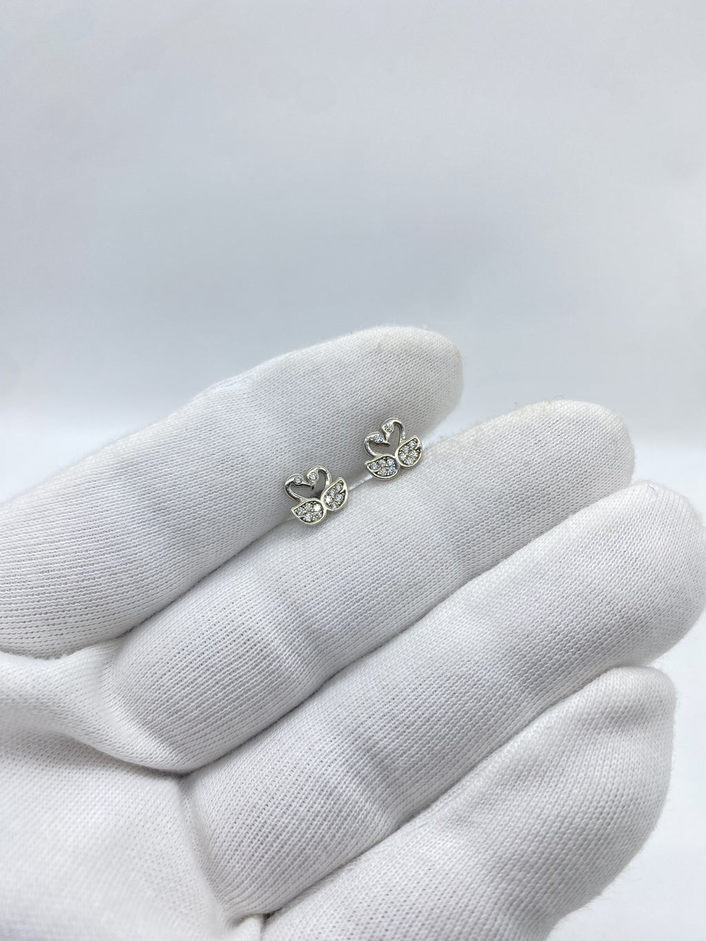 swan studs