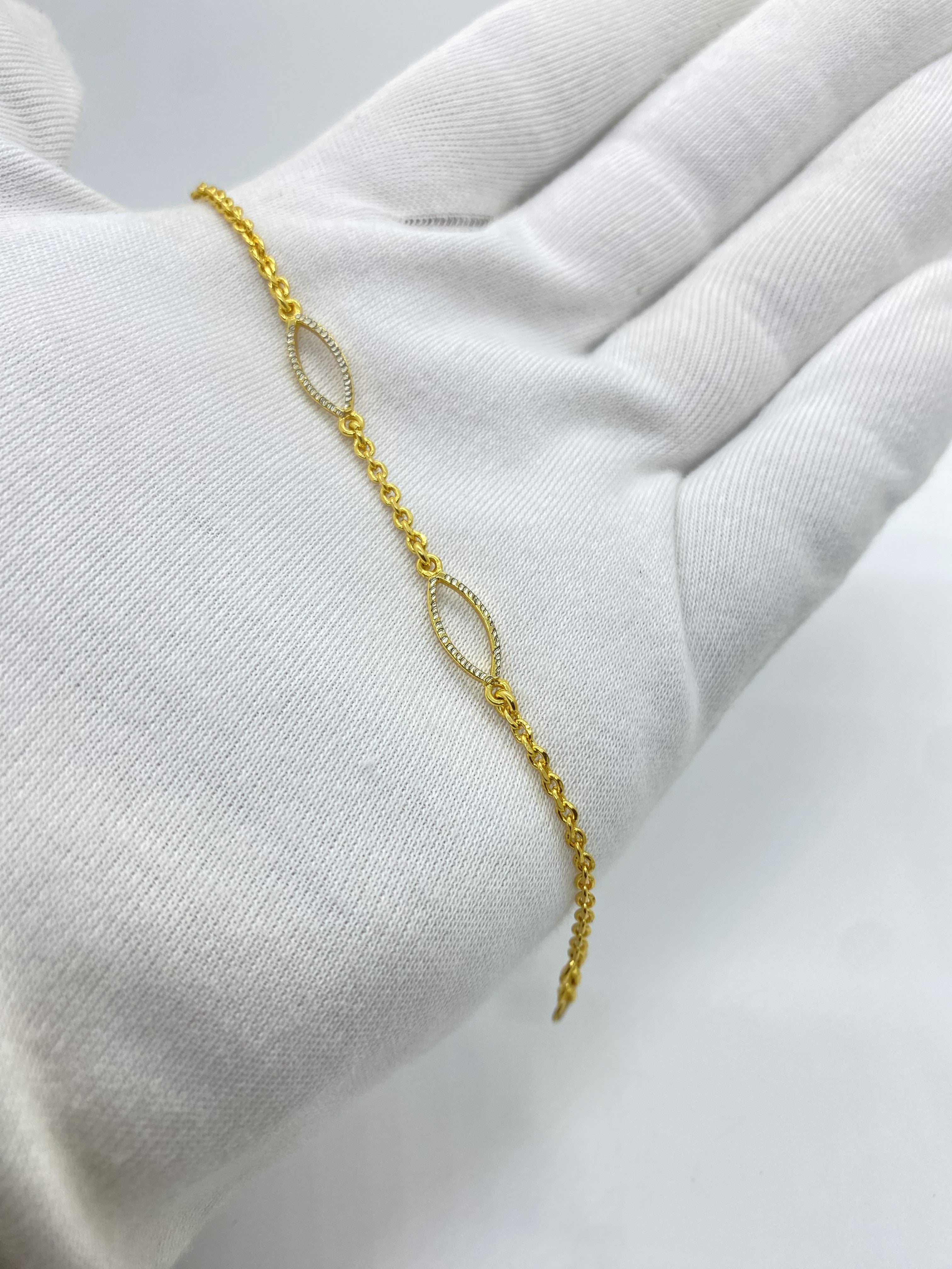 Minimal Bracelet