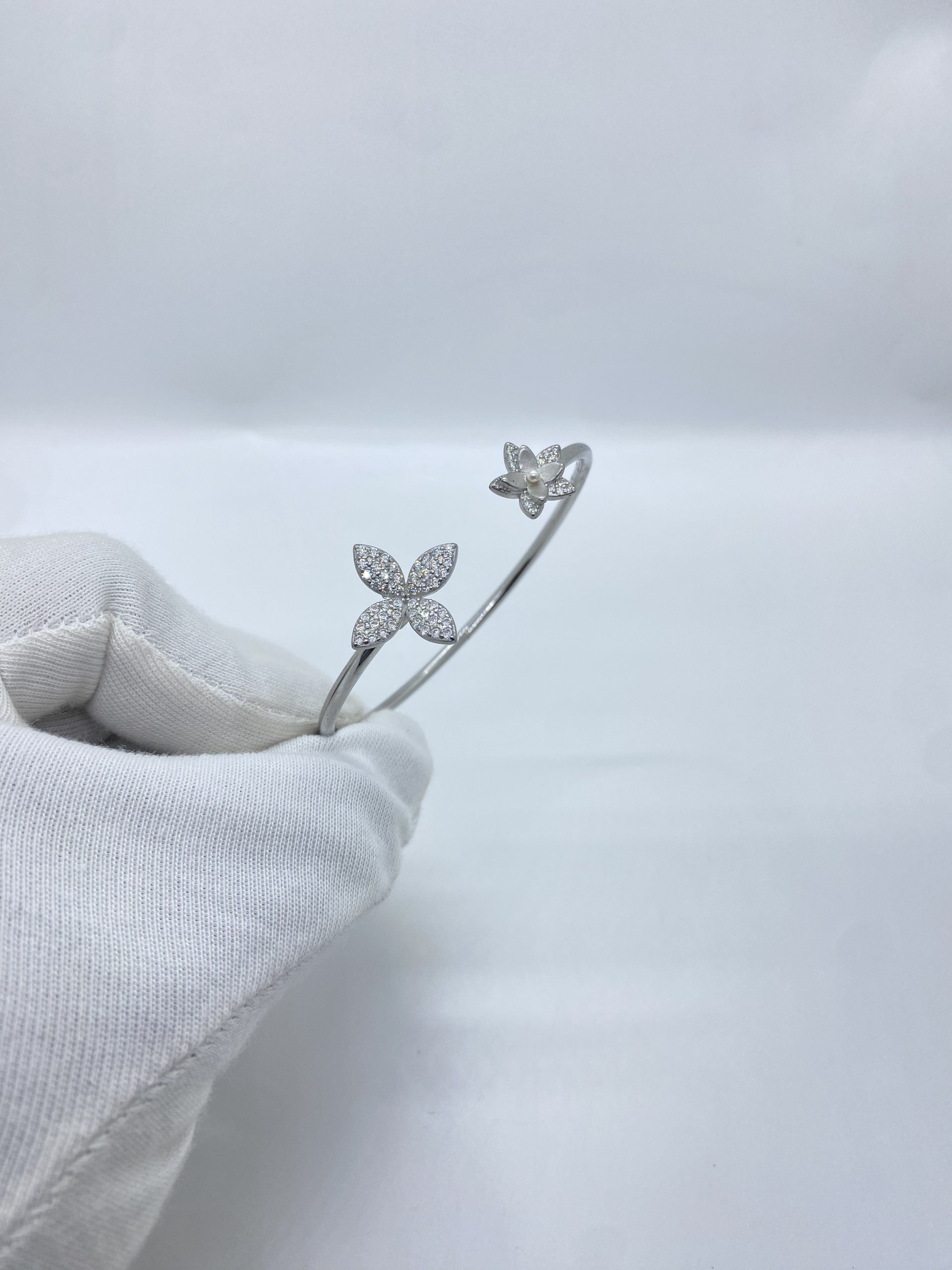 Floral Stone Bangle