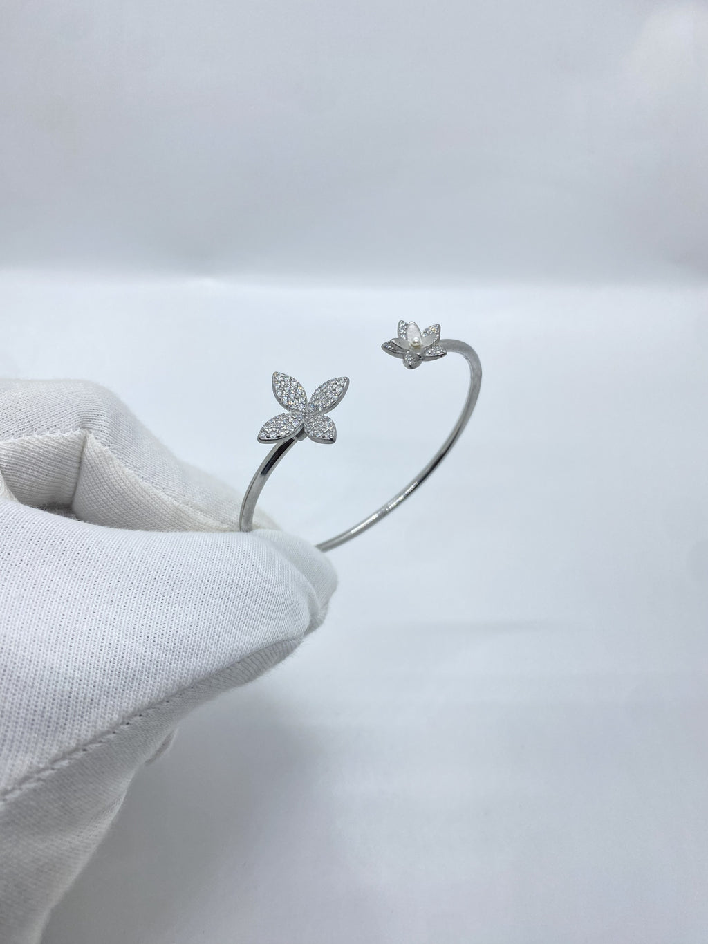Floral Stone Bangle