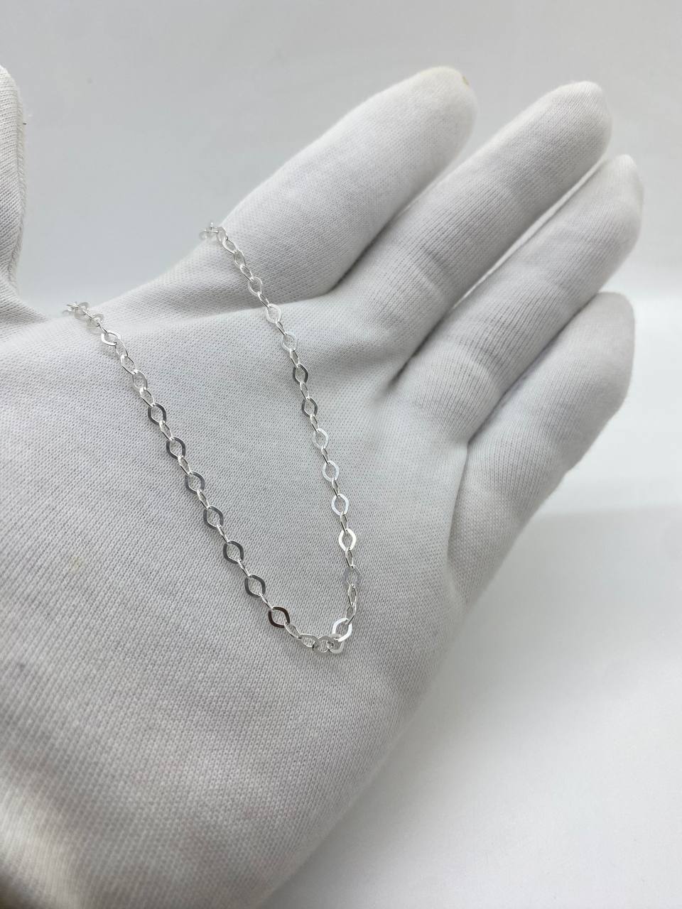 DAPPED CABLE CHAIN